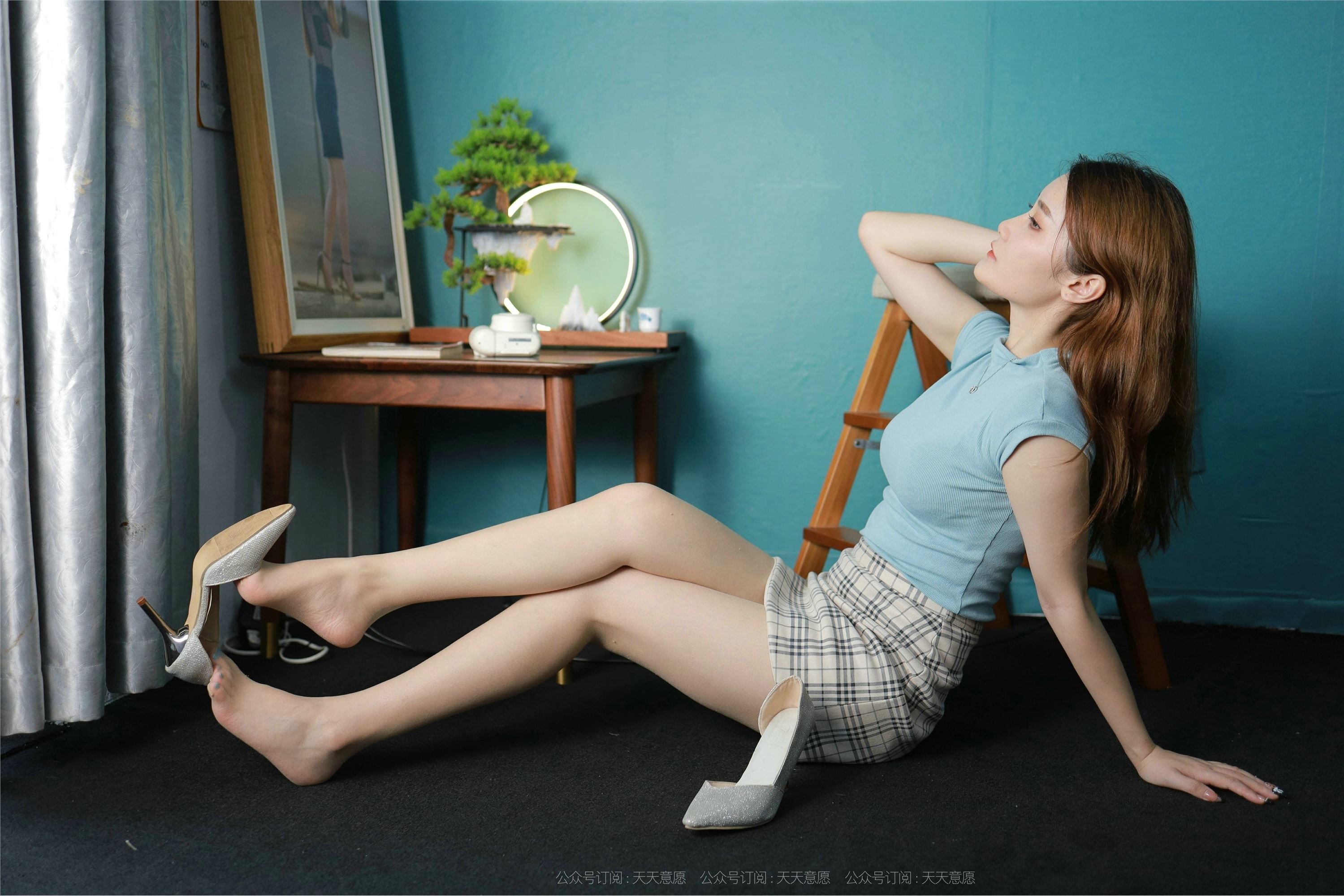 IESS异思趣向  2021.09.14 丝享家918：紫薇《天蓝色美甲》